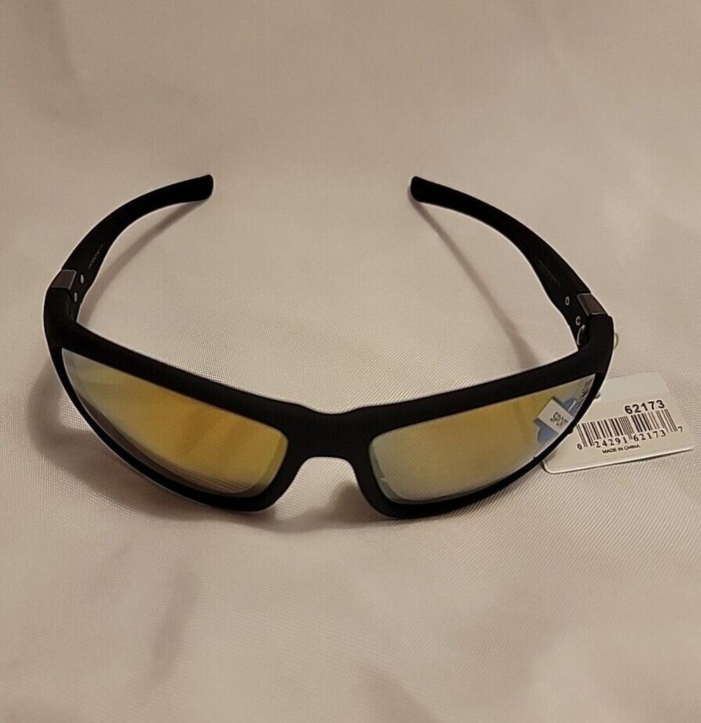 Piranha Vulcan Magenta Mens Sport Sunglasses Style # 62173